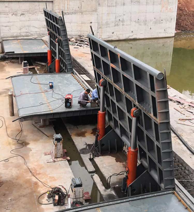 液壓翻板閘門(mén)